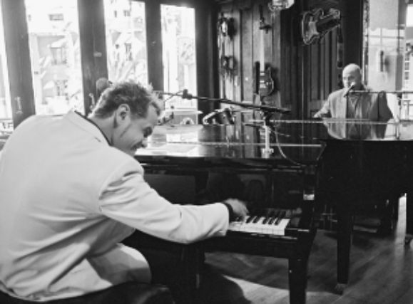 Blazing Dueling Pianos of California
