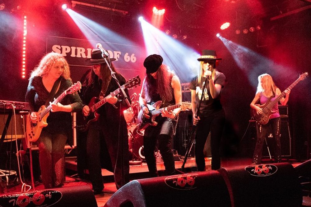 Systyr 'Skin-'nerd - All Female Lynyrd Skynyrd Experience at Saint Rocke